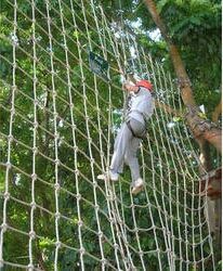 Rede, para escalada, em corda resistente maciça, malha de 30 cm, medidas  3x2